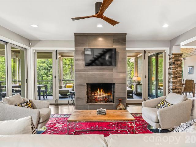 House for sale in Saluda, South Carolina
