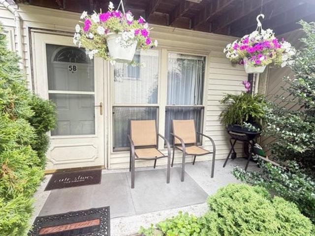 Condo for sale in Wyncote, Pennsylvania