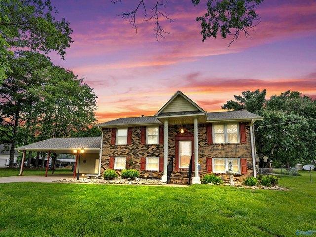 House for sale in Hazel Green, Alabama