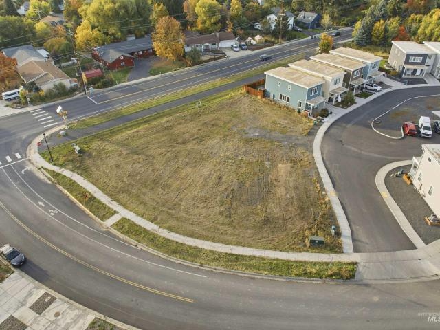 Land for sale in Moscow, Latah County