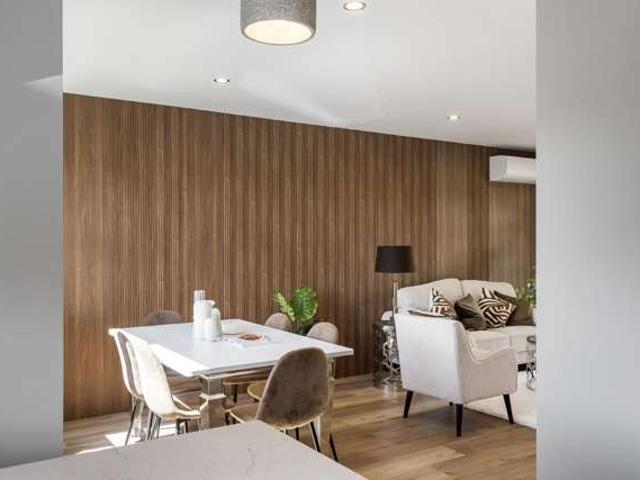 Townhouse for sale in Belmont