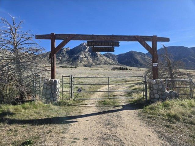 House for sale in Onyx, California