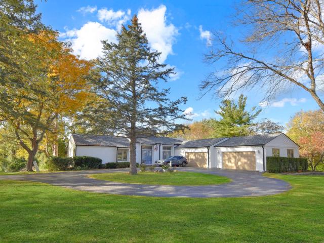 House for sale in Barrington, Illinois