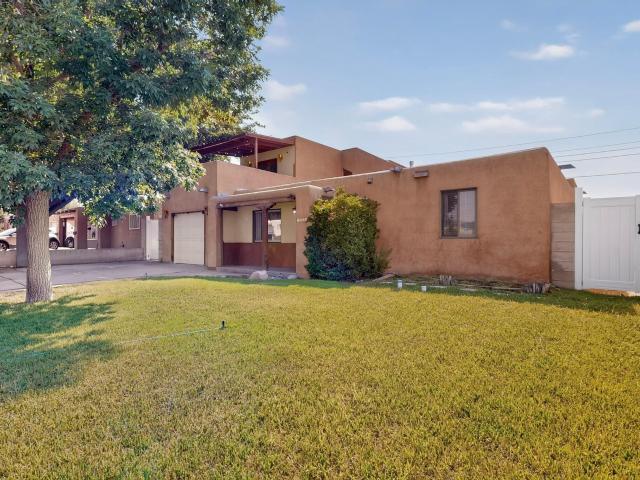 House for sale in New Mexico