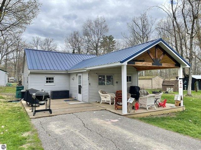 House for sale in Lupton, Michigan