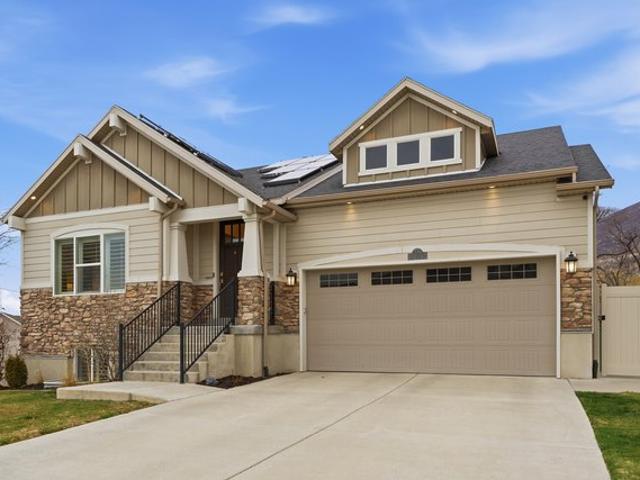 House for sale in Centerville, Utah