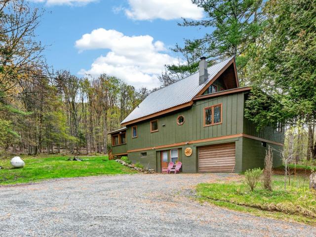 House for sale in Lake Pleasant, New York