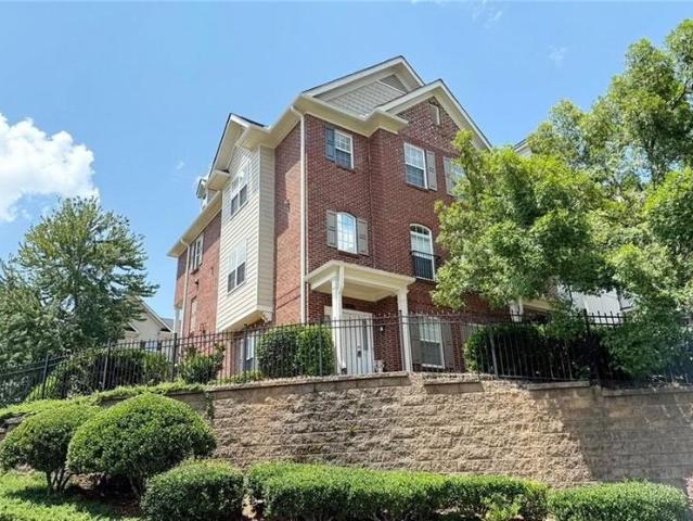 Townhouse for sale in Lawrenceville