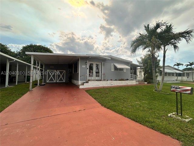 House for sale in Davie, Florida