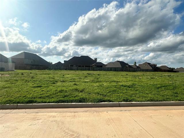 Land for sale in Mustang, Canadian County