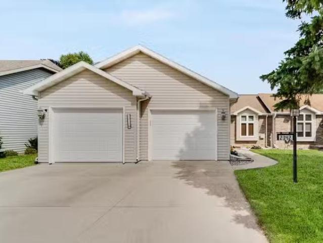 Condo for sale in Appleton