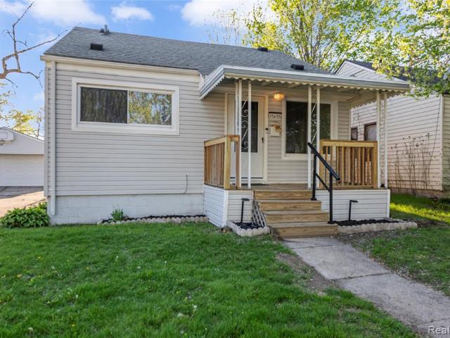 House for sale in Hazel Park, Oakland County