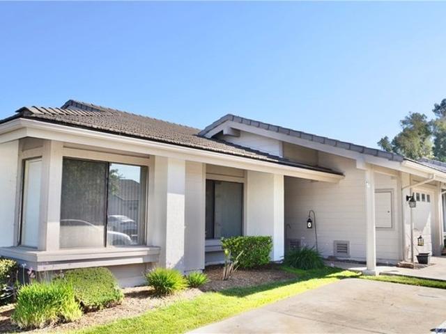Townhouse for sale in Canyon Lake, Riverside County