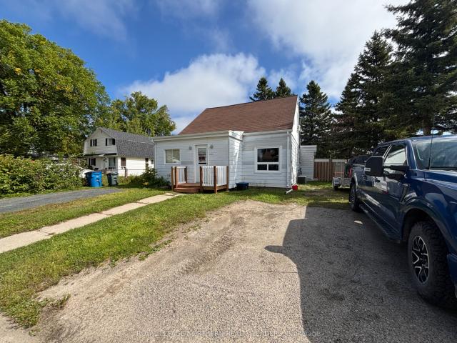 House for sale in Cochrane, Ontario