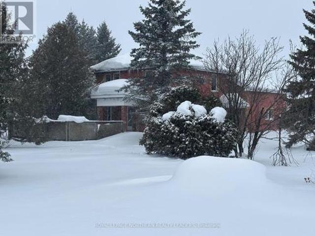 House for sale in Cochrane, Ontario