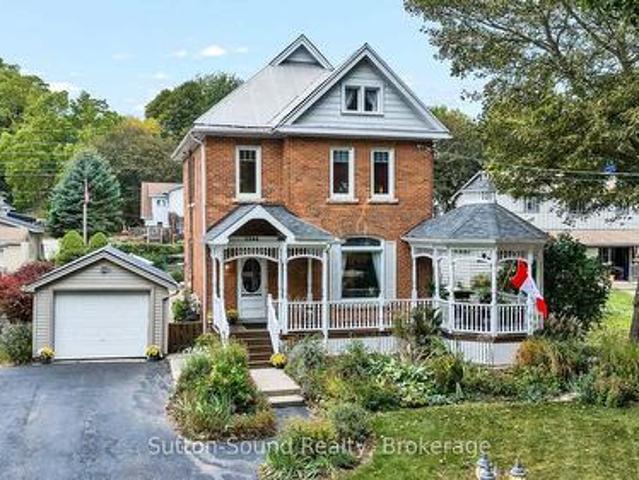 House for sale in Owen Sound, Southwestern Ontario