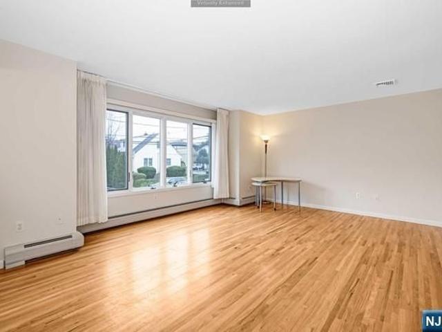 House for rent in Fort Lee, New Jersey