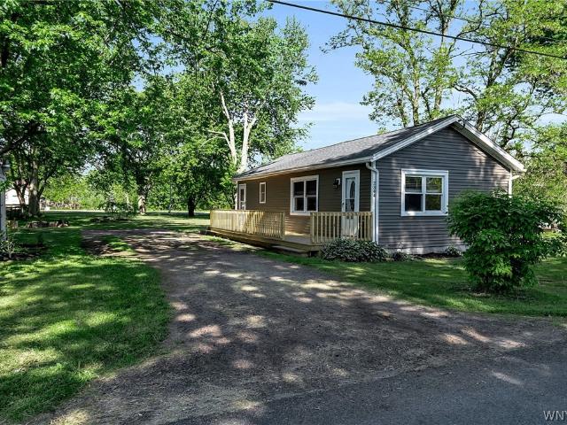 House for sale in Niagara, New York