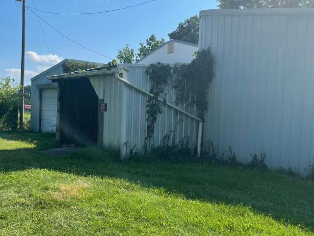 House for sale in Mayfield, Kentucky