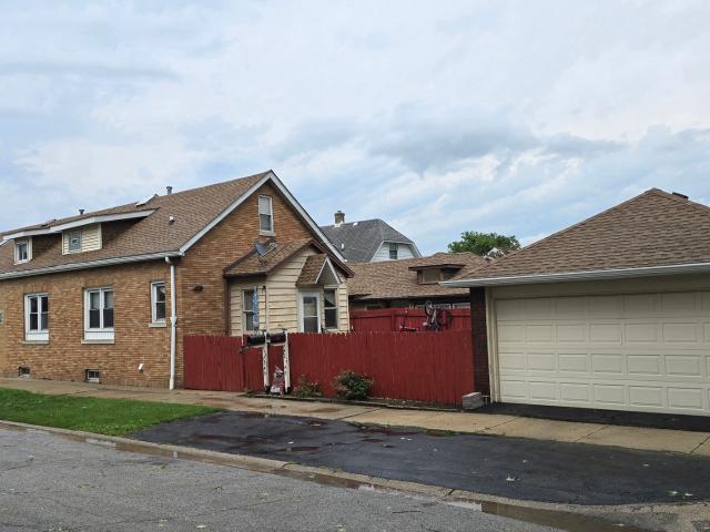 House for sale in Posen, Illinois