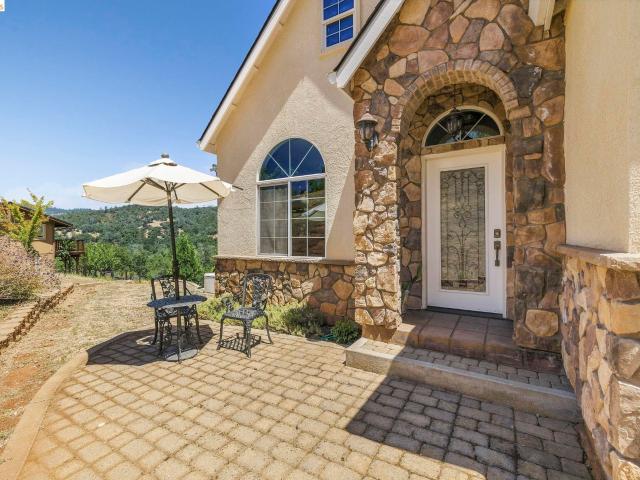 House for sale in Columbia, California