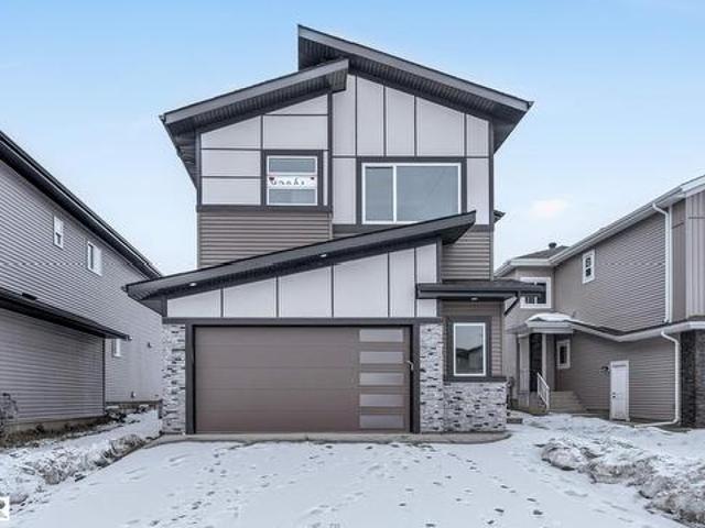 House for sale in Alberta