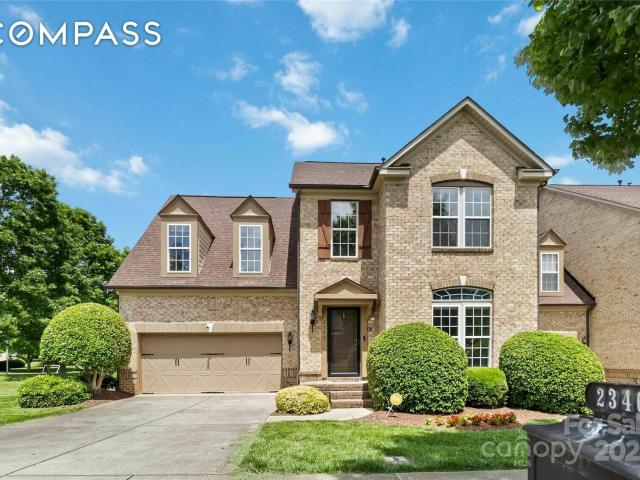 Townhouse for sale in Concord