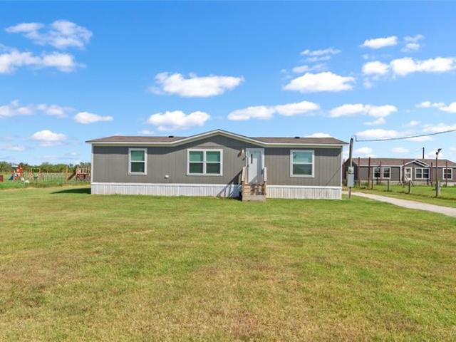 House for sale in Navarro, Texas
