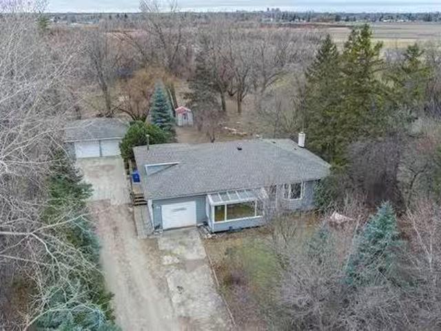 House for sale in East St. Paul, Manitoba