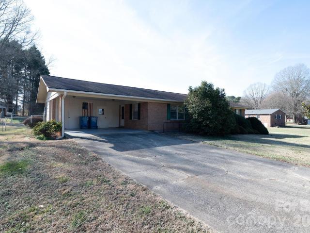 House for sale in Catawba, North Carolina