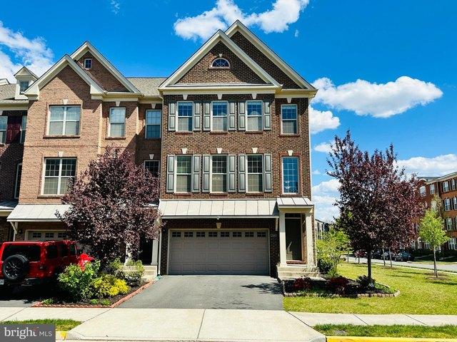 Townhouse for sale in Virginia