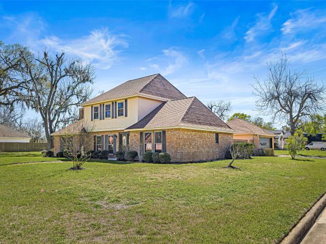 House for sale in West Columbia, Texas