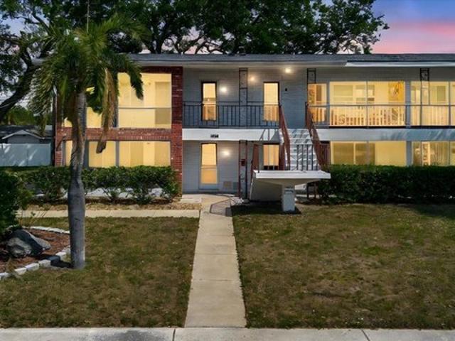 Condo for sale in Clearwater, Florida