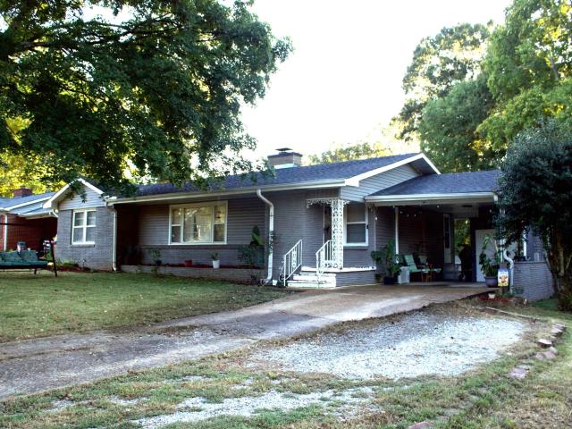 House for sale in Norwood Park, Florence