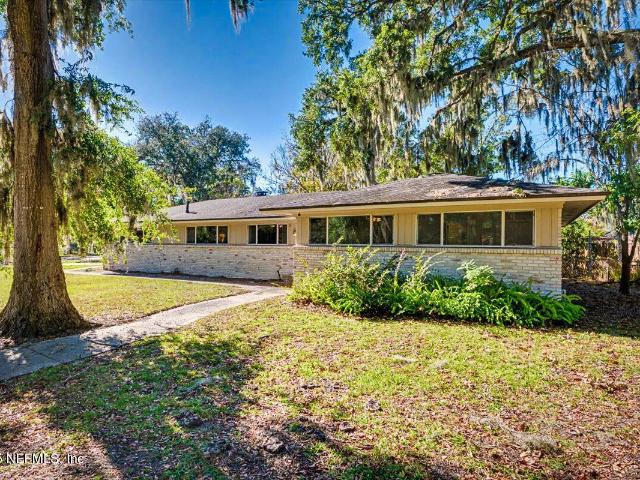 House for sale in Orange Park, Florida