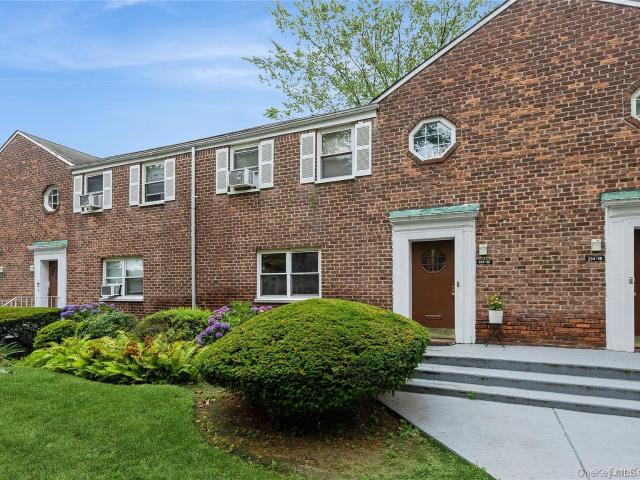 Property for sale in Queens, Arverne