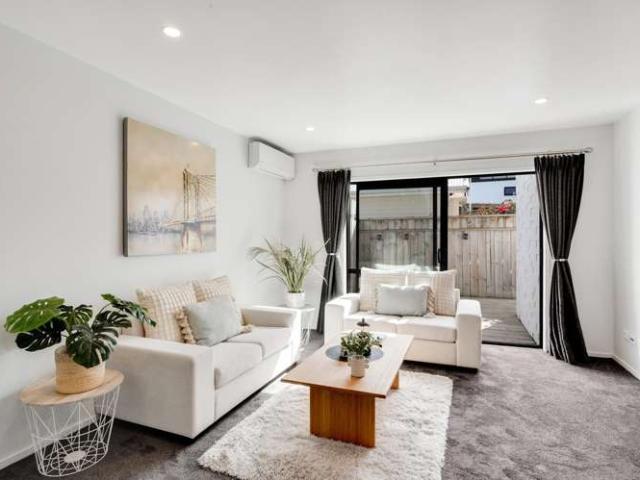 Townhouse for sale in Hamilton, Waikato