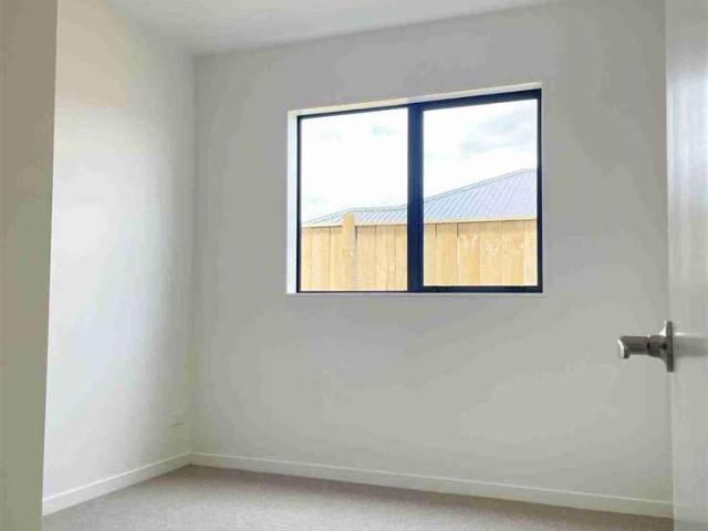 House for sale in Papakura
