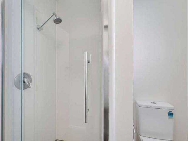 Apartment for sale in Waltham, Linwood-Central-Heathcote Community