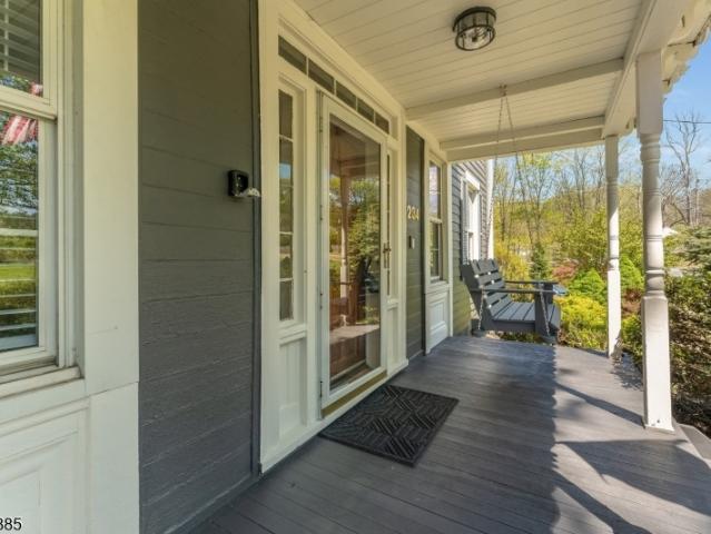 House for sale in Califon, New Jersey
