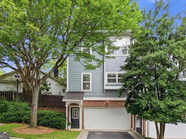 Townhouse for sale in Atlanta, Georgia