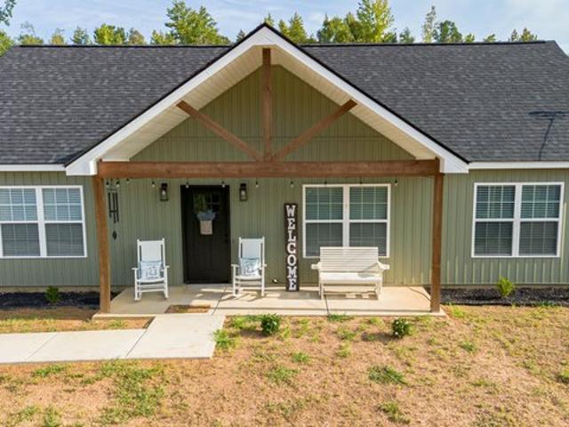 House for sale in Heflin, Alabama
