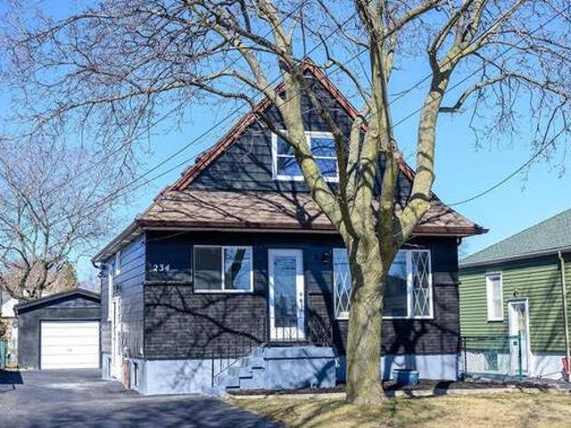 House for sale in Ancaster, Ontario