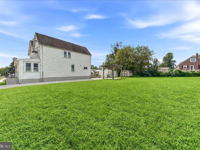 Townhouse for sale in Essington, Tinicum Township