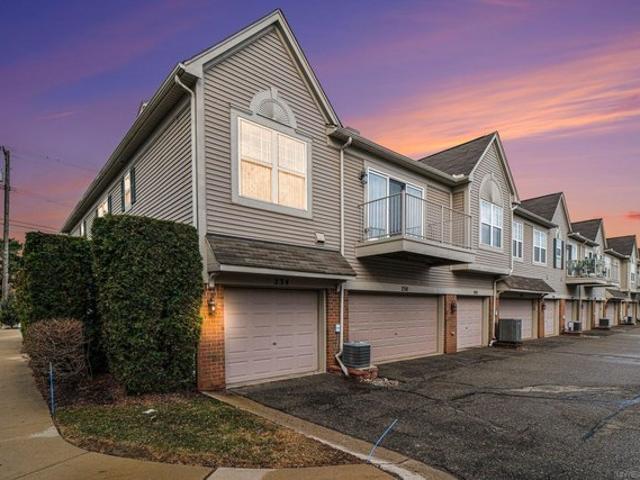 Condo for sale in Wixom, Michigan