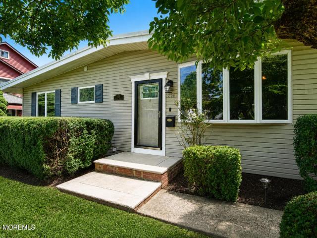 House for sale in Monmouth, New Jersey