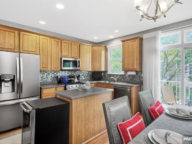 Condo for sale in Hudson, New Jersey