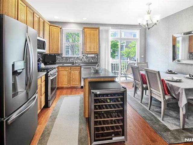 Condo for sale in Hudson, New Jersey