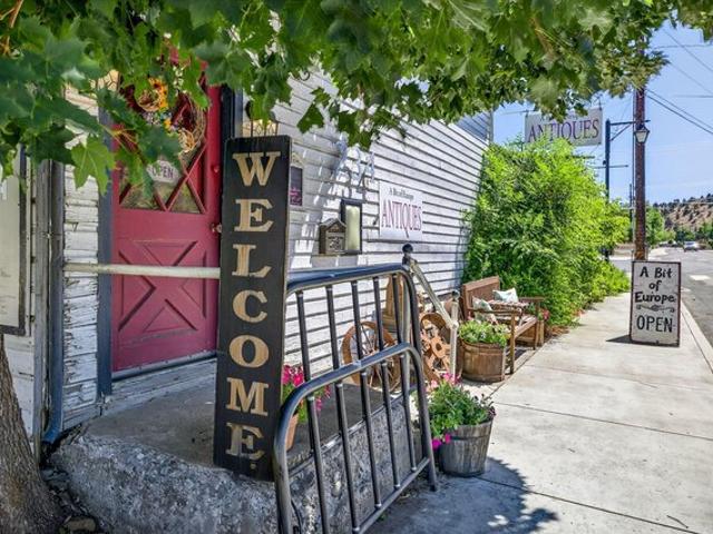 House for sale in Oregonia