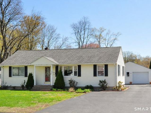 House for sale in Windsor Locks, Connecticut